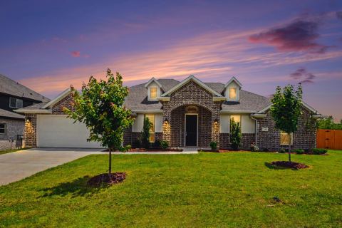 736 Candace Drive, DeSoto