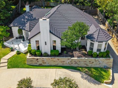 3908 Woodstock Drive, Colleyville, TX 76034 — photo 2