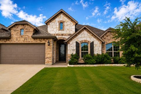 279 Paluxy Street, Burleson