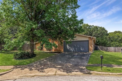 6610 High Country Trail, Arlington