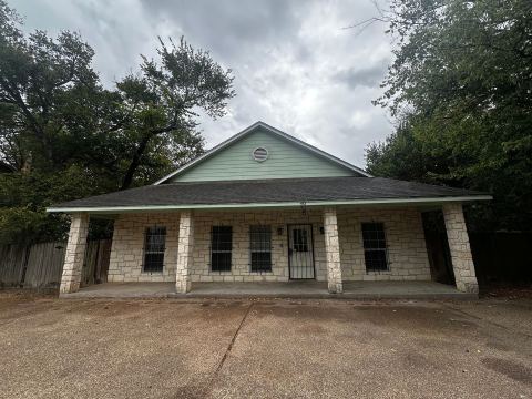 912 Oakwood Avenue, Waco, TX 76706 — photo 2