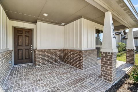 423 Rose Avenue, Cleburne, TX 76033 — photo 2