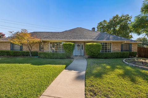 10322 White Rock Place, Dallas, TX 75238 — photo 2
