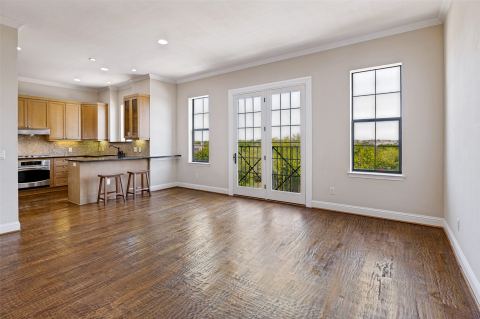 1132 Hemingway Lane, Irving, TX 75063 — photo 2