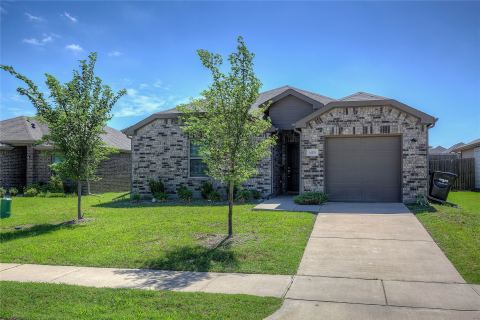 6405 Graceland Drive, Greenville, TX 75402 — photo 2