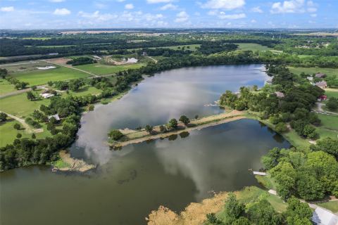 235 Taylor Road, Waxahachie, TX 75165 — photo 2