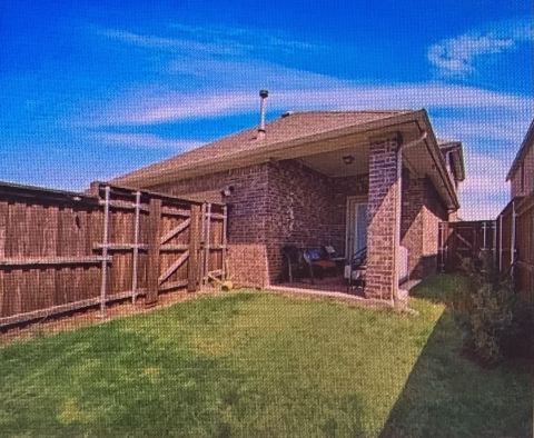 2420 Evening Stone Drive, Little Elm, TX 76227 — photo 2