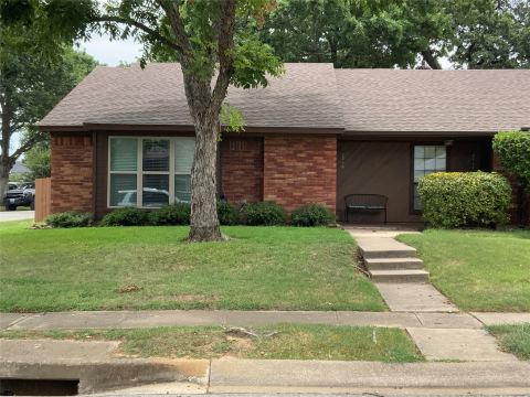 2316 Dalewood Lane, Bedford, TX 76022 — photo 2