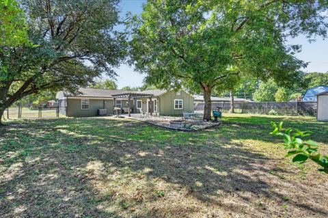 1216 Walker Drive, Hurst, TX 76053 — photo 3
