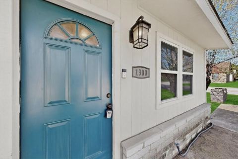 1300 E Mulkey Street, Fort Worth, TX 76104 — photo 3