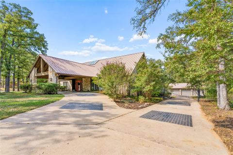 2717 Hartlee Court, Denton