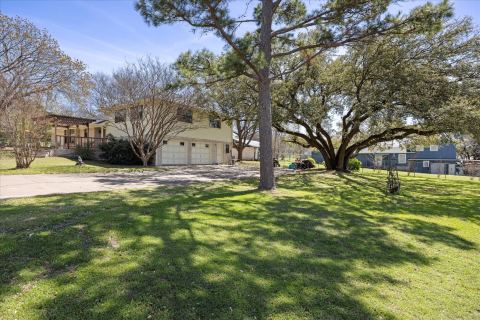 1701 Hitching Post Road, Granbury, TX 76049 — photo 3