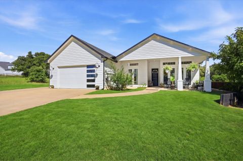 109 Bowie Drive, Lake Kiowa, TX 76240 — photo 2
