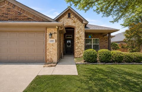 200 Jacinth Lane, Granbury, TX 76049 — photo 2