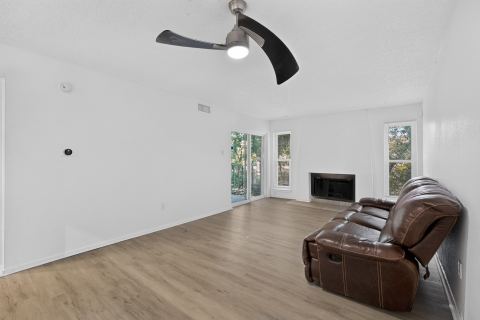 6050 Melody Lane 227, Dallas, TX 75231 — photo 3