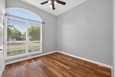 913 Chapel Drive, Denton, TX 76205 — photo 2