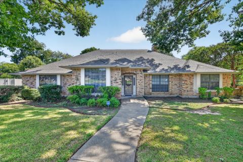 1430 Marlene Place, DeSoto, TX 75115 — photo 2