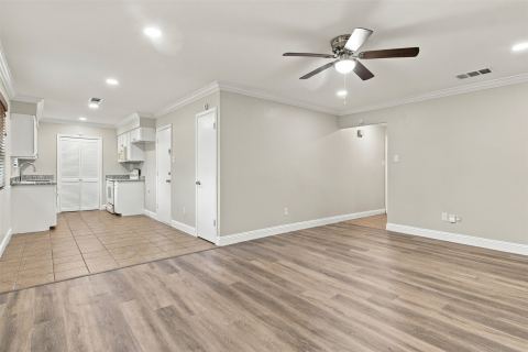 335 Springwillow Road, Burleson, TX 76028 — photo 2