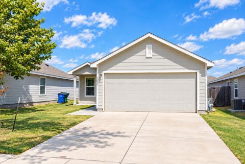 1422 Southwell Drive, Crandall