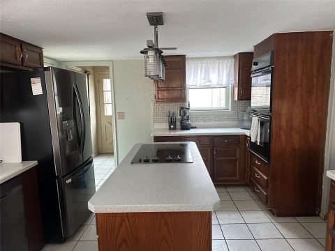 2312 Westbrook Drive, Carrollton, TX 75007 — photo 2