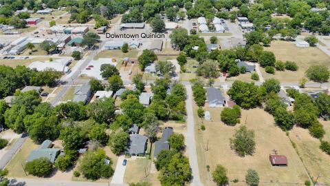 108 E Kirby Avenue, Quinlan, TX 75474 — photo 3