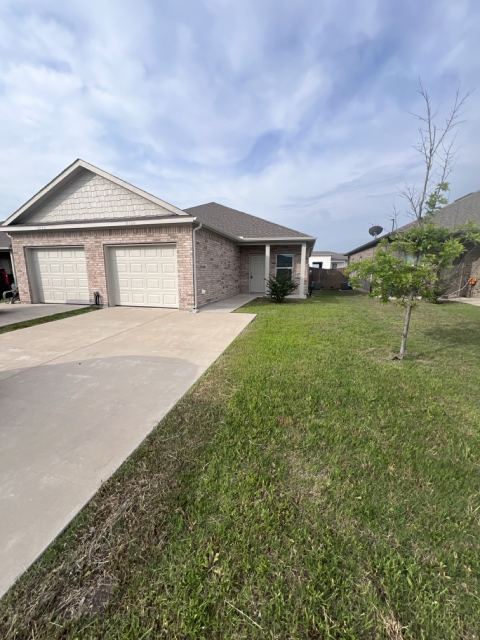 2716 Ginger Court, Sherman