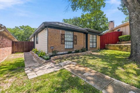 1803 Sherwood Place, Carrollton, TX 75006 — photo 2