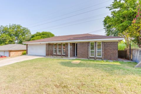332 W Hallmark Drive, Fort Worth, TX 76134 — photo 3