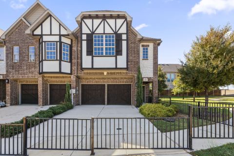 103 Kensington Drive, Lewisville