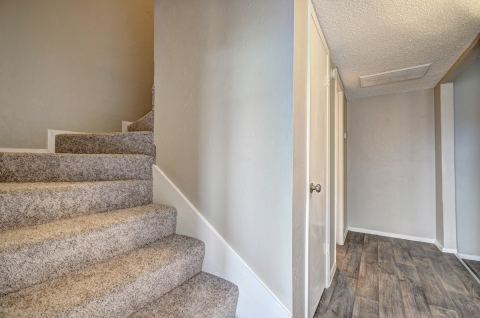 707 E Shady Grove Road, Irving, TX 75060 — photo 2