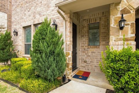 303 Ferndale Street, Lewisville, TX 75056 — photo 3