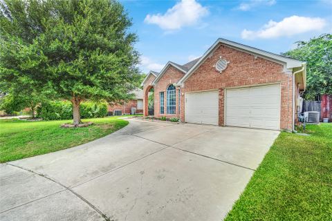 2241 Merritt Way, Arlington, TX 76018 — photo 3
