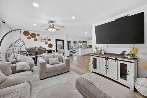 3125 Rainbow Drive, Grand Prairie, TX 75052 — photo 2