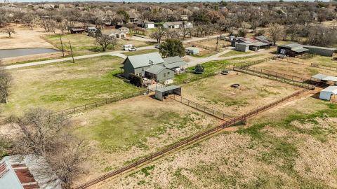 309 Sanders Road, Denton, TX 76210 — photo 2