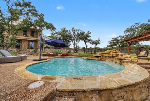 137 Silver Saddle Circle, Weatherford, TX 76087 — photo 2