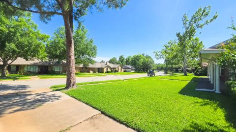 1601 Yarborough Drive, Sherman, TX 75092 — photo 2