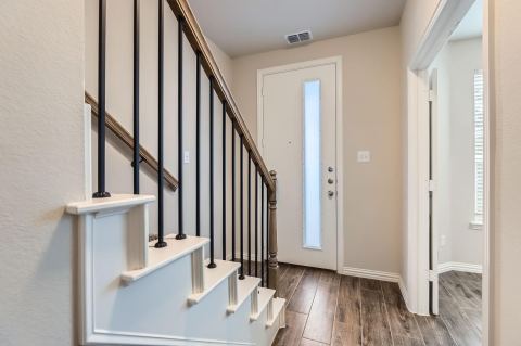 301 E Lamar Street 9, McKinney, TX 75069 — photo 3