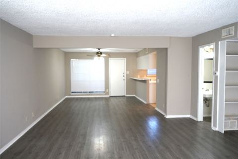 2417 S Graham Drive, Arlington, TX 76013 — photo 2