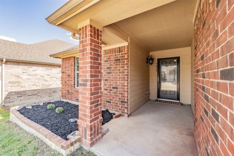 9417 Tierra Verde Drive, Fort Worth, TX 76177 — photo 2