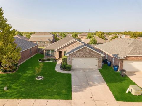 325 Crosscreek Drive, Princeton, TX 75407 — photo 3