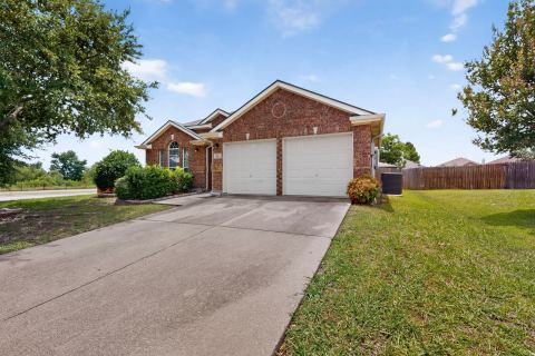 101 Wandering Drive, Forney