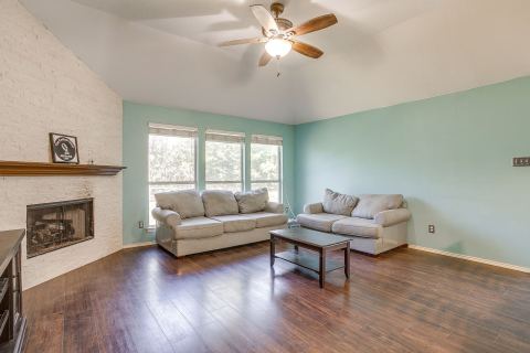 4621 Barnhill Lane, Fort Worth, TX 76135 — photo 3