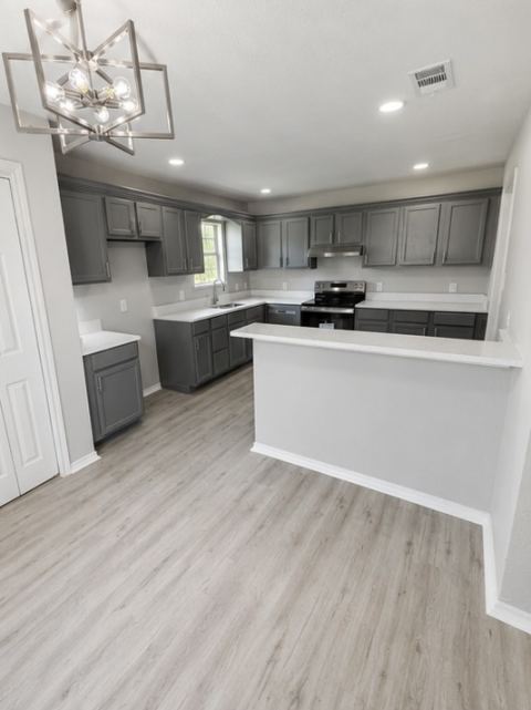 1217 S 9th Street, Corsicana, TX 75110 — photo 2