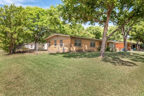 1203 Sunnybrook Drive, Irving, TX 75061 — photo 3