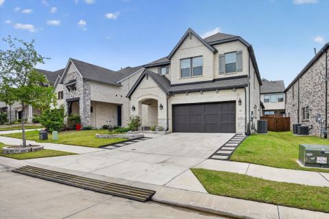 2512 Four Roses Drive, Lewisville, TX 75056 — photo 2