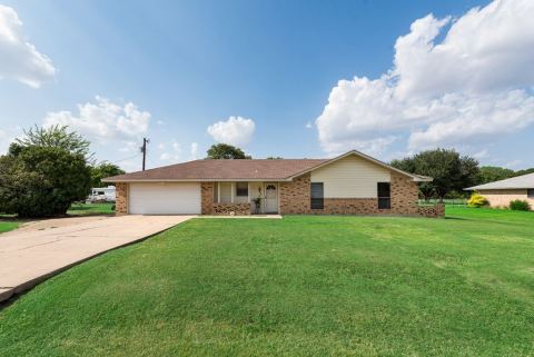 121 Tracy Drive, Waxahachie, TX 75165 — photo 2