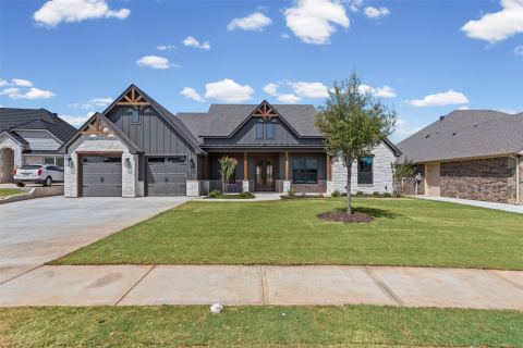 6657 Pinehurst Drive, Granbury
