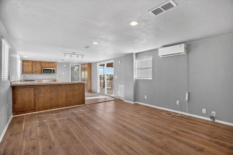 3205 Oak Hill Drive, Granbury, TX 76048 — photo 3