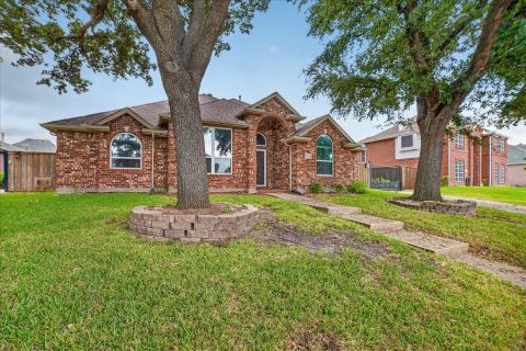 8301 Martha Lane, Rowlett