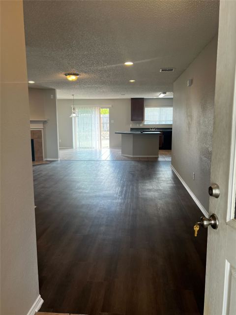 1601 Hedgewood Trail, Fort Worth, TX 76112 — photo 2